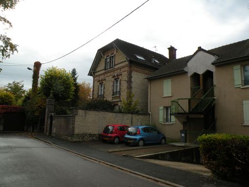  Rue Hector Pron